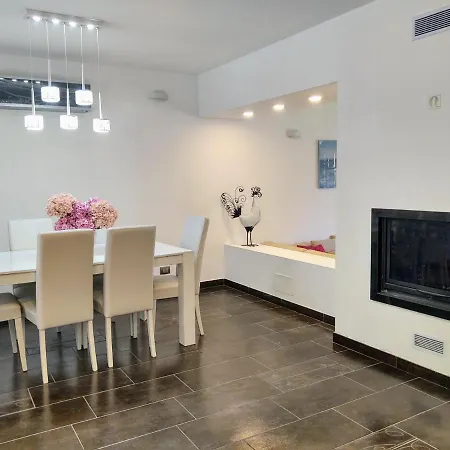 Mera By Interhome Villa Poncetta